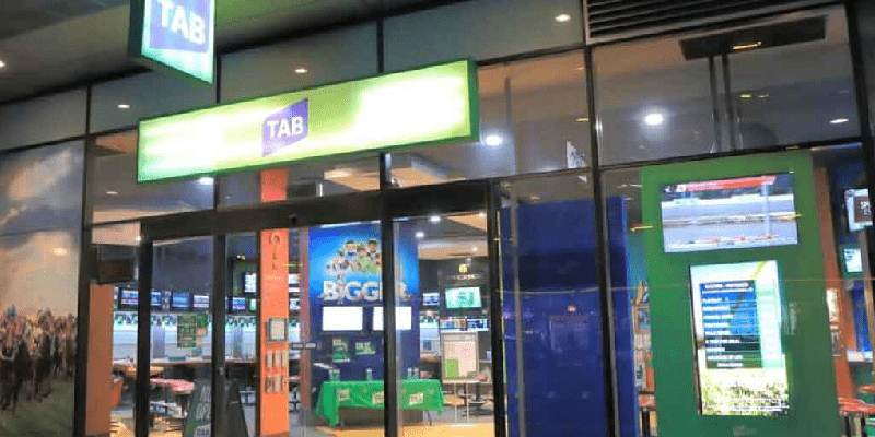 Victoria's regulatory body has mandated that Tabcorp transition the majority of its betting terminals to a cashless system.